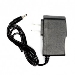 Fuente de Alimentación Tipo Eliminador 5V 2A Plug 0.7mm x 1.1mm Punta Amarilla