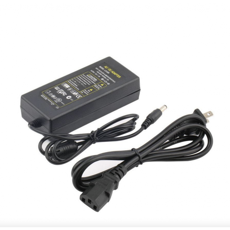 Fuente De Alimentación Con Clavija Monofásica Y Plug 2.1mm x 5.5mm 127VCA/12V 5A Incluye Cable De Corriente (Excelente Calidad)
